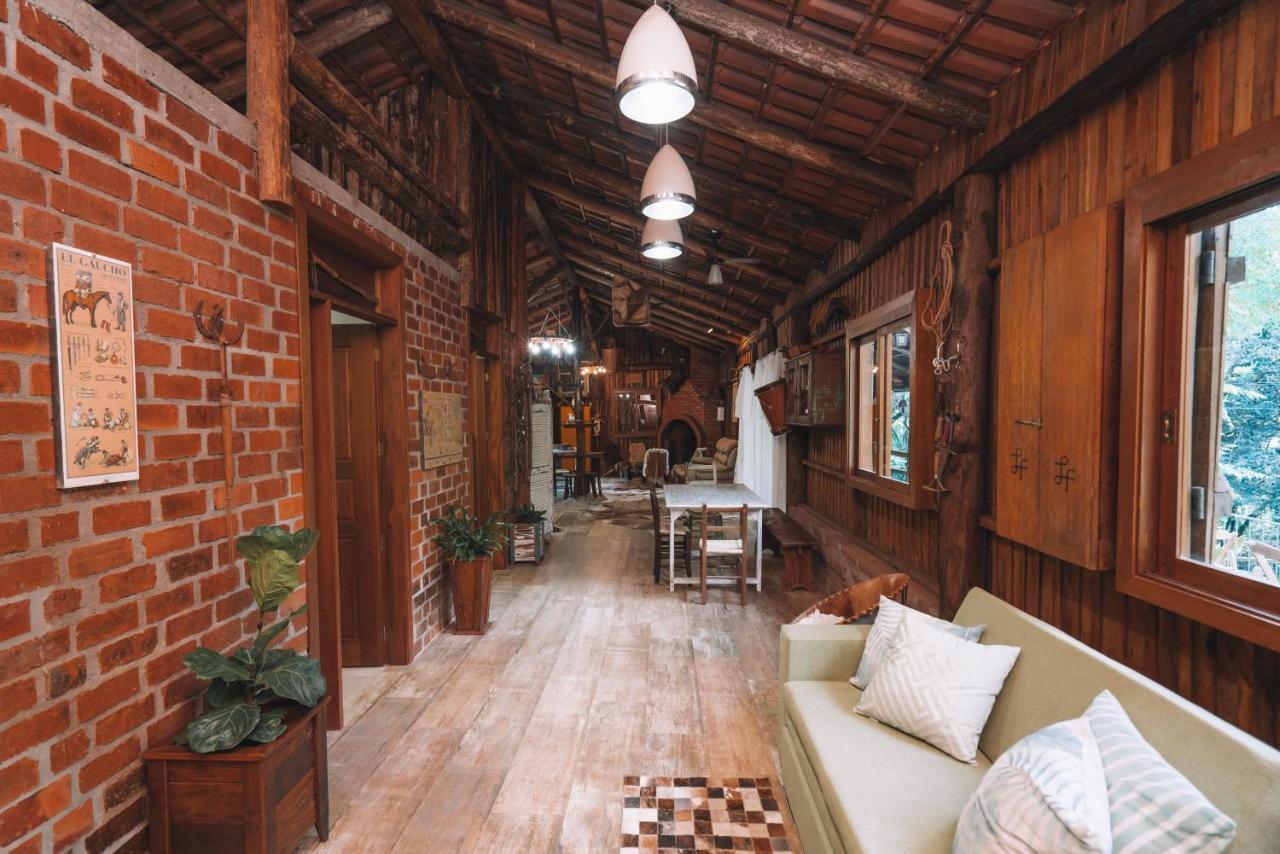 カルロス・バルボザ Vila Mitayヴィラ エクステリア 写真